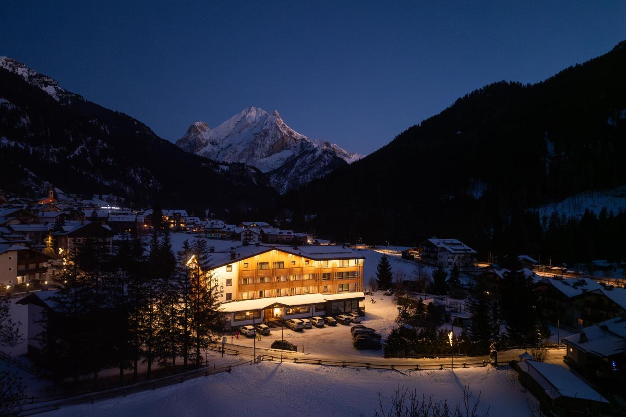 Dolomiten Hotel Irma Canazei Buitenkant foto