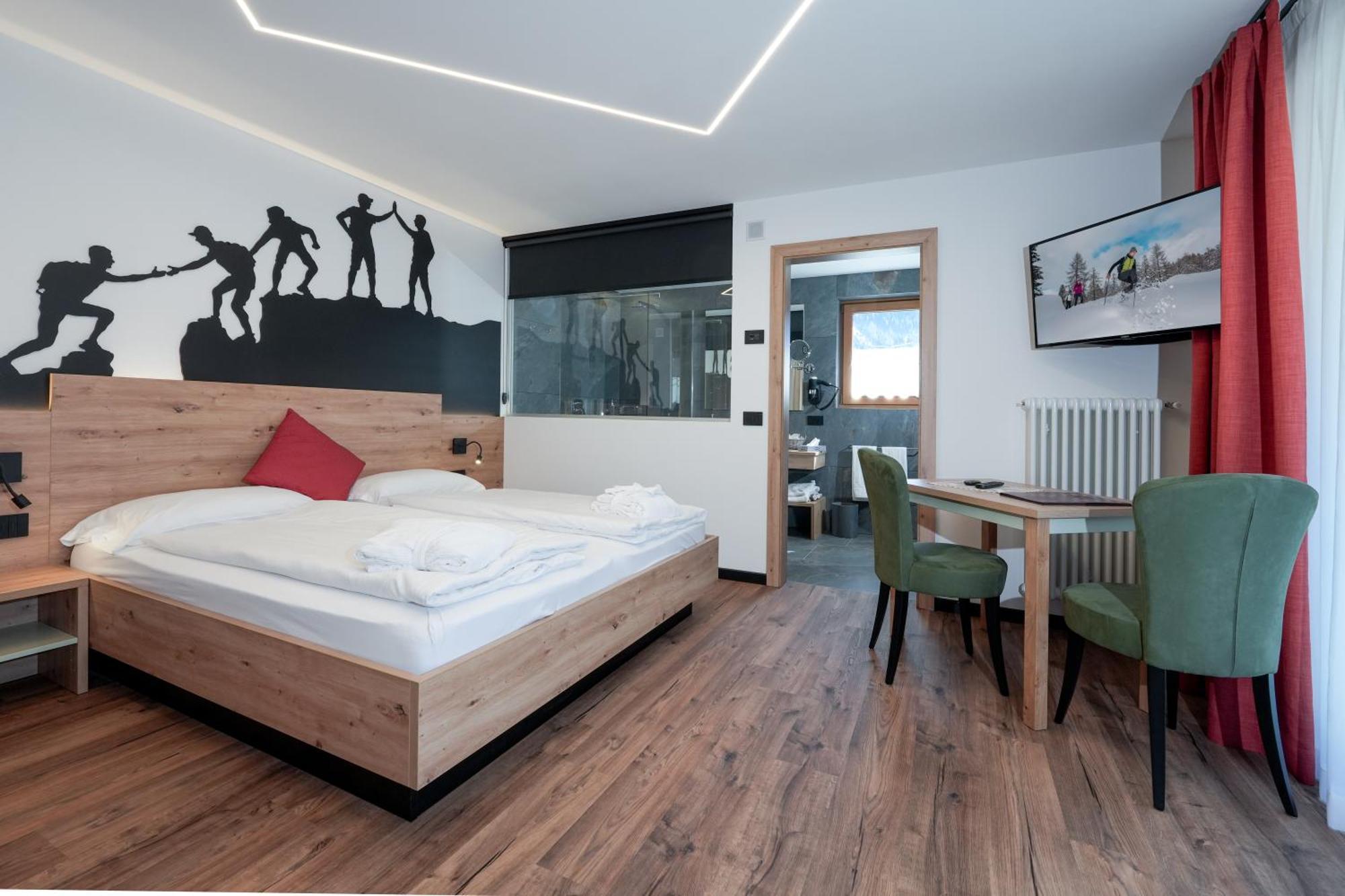 Dolomiten Hotel Irma Canazei Buitenkant foto